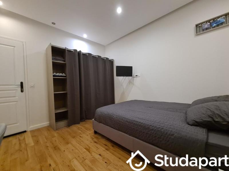 Chambre - 12 m² - 1 pièce