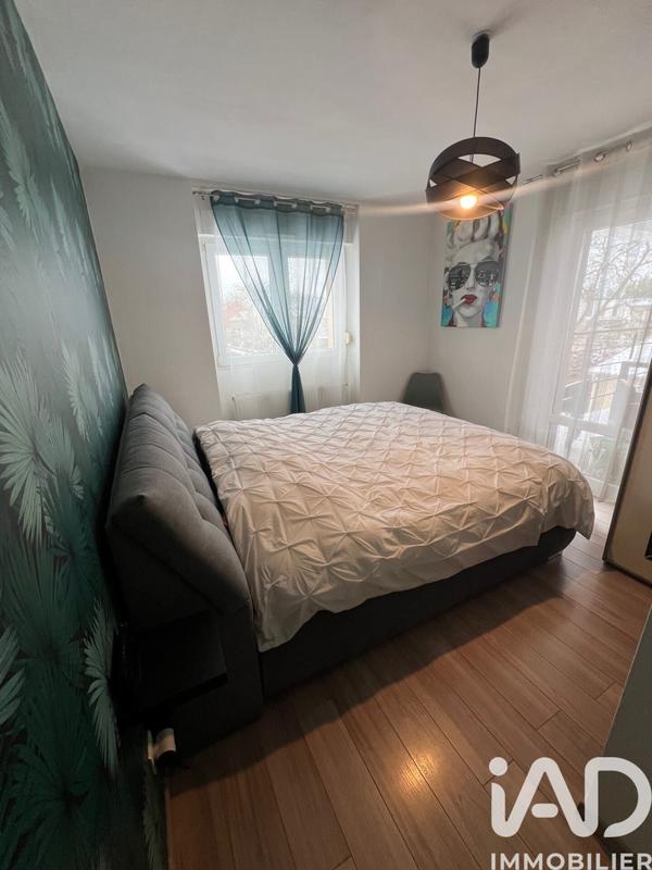 Appartement - 80 m² - 3 pièces