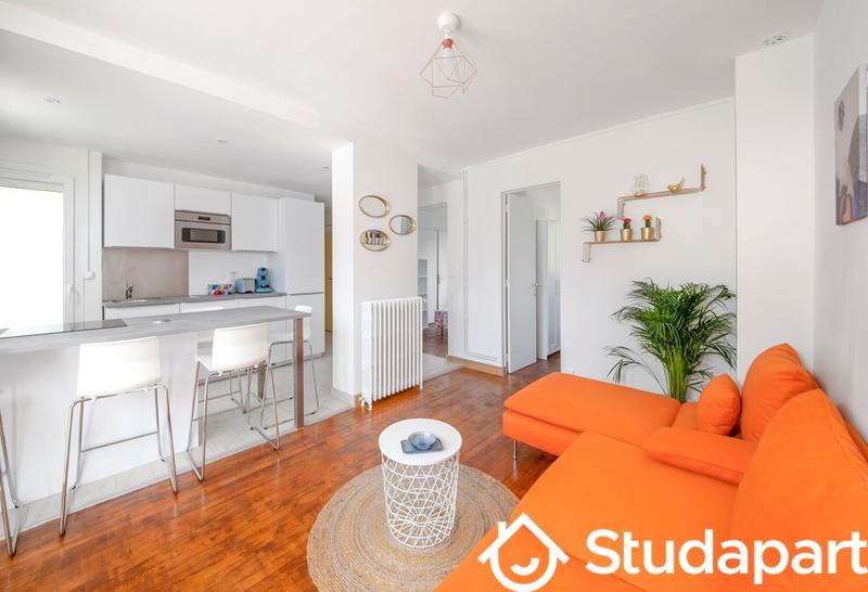 Chambre - 14 m² - 1 pièce