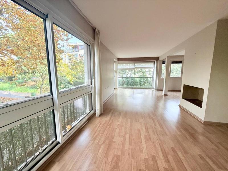 Appartement - 98 m² - 5 pièces