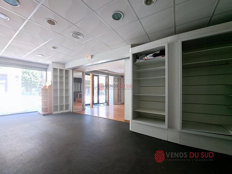 Local d'activités - 105 m²