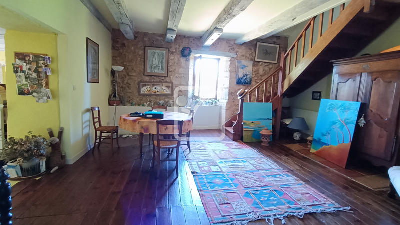 Maison - 205 m² - 7 pièces