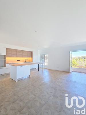 Appartement - 81 m² - 3 pièces