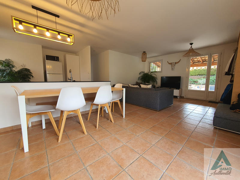 Maison - 82 m² - 4 pièces