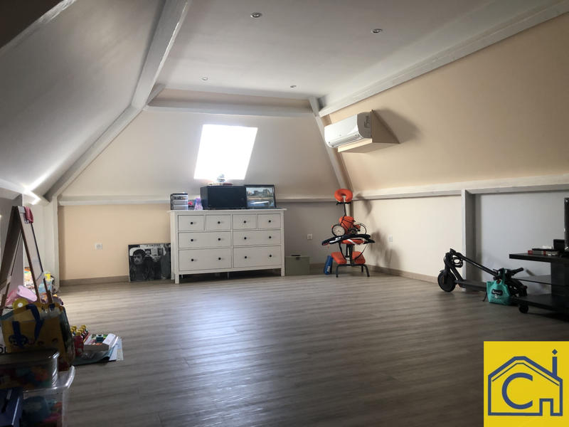 Maison - 190 m² - 6 pièces