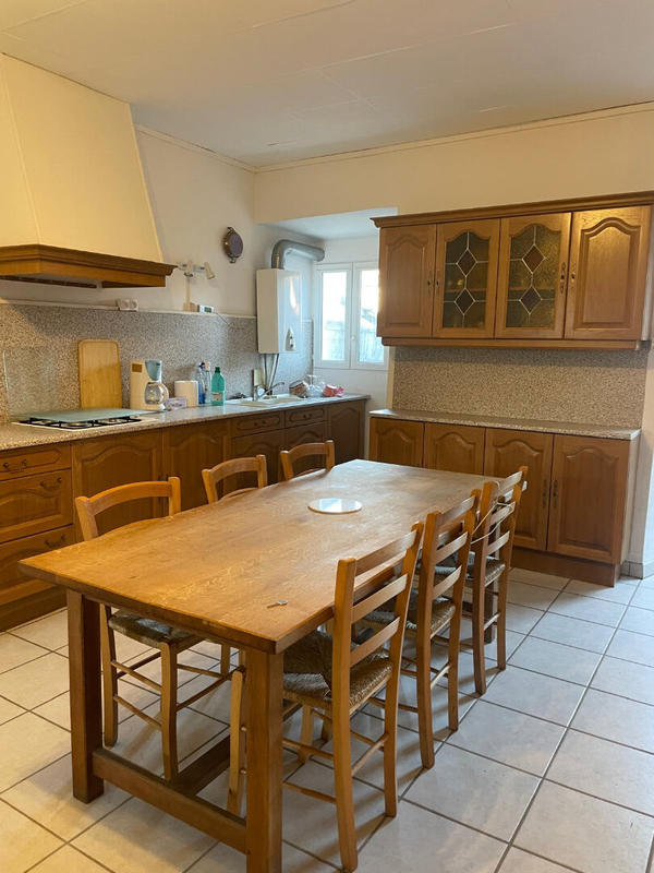 Maison - 90 m² - 4 pièces