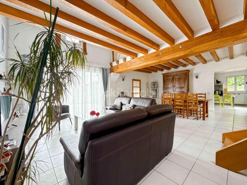Maison - 155 m² - 6 pièces