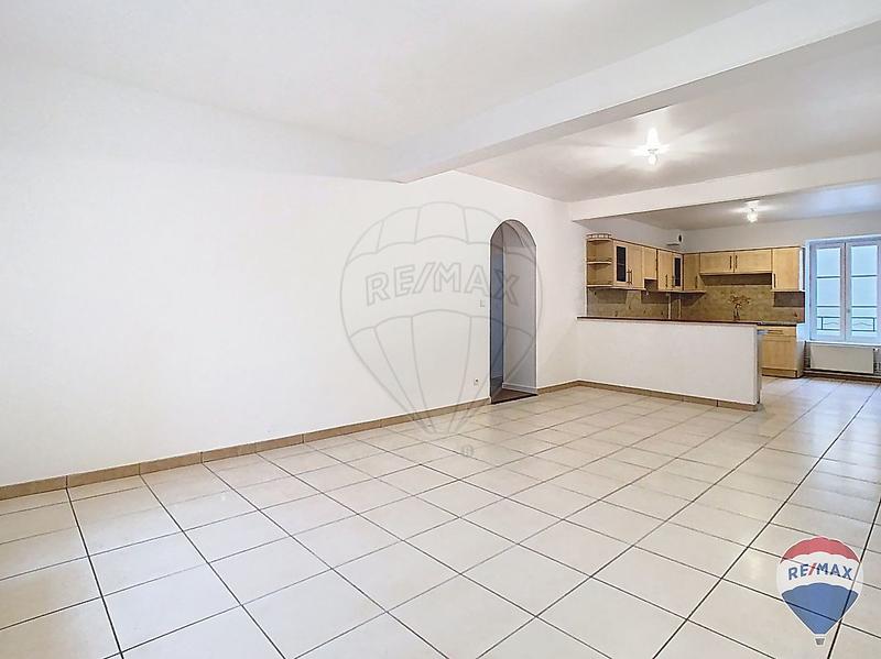 Appartement - 104 m² - 5 pièces