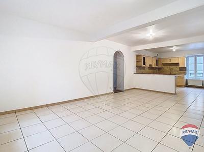 Appartement - 104 m² - 5 pièces