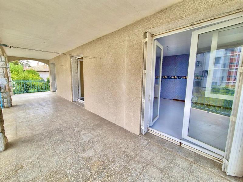 Maison - 244 m² - 10 pièces