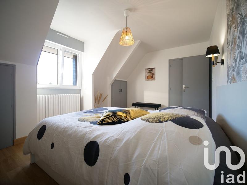 Maison - 198 m² - 7 pièces