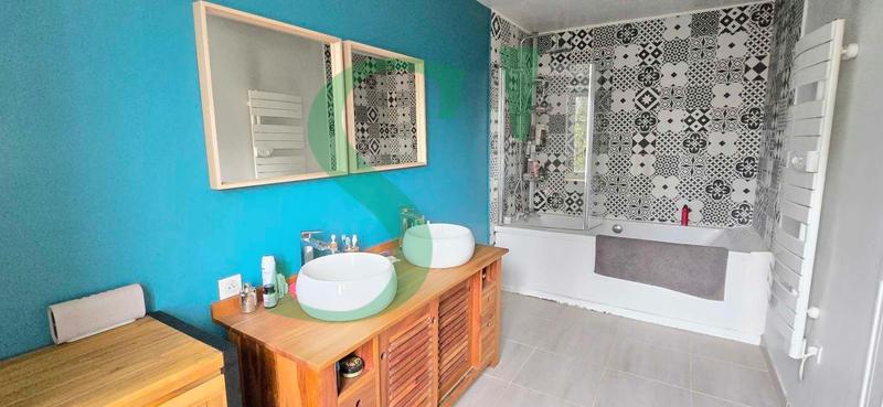 Maison - 101 m² - 3 pièces