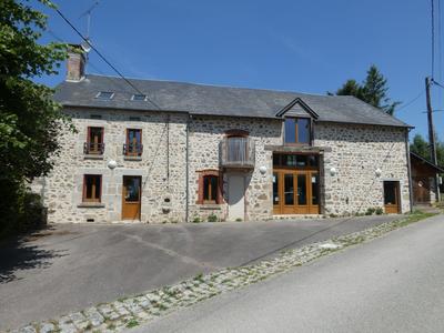 Maison - 138 m² - 6 pièces