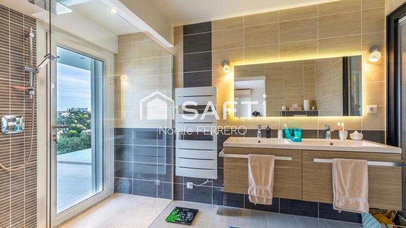 Villa - 160 m² - 6 pièces