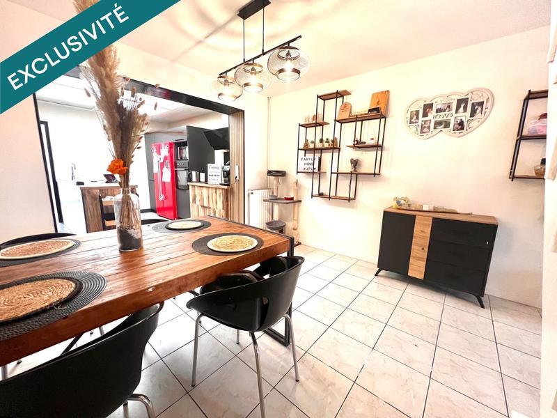 Maison - 87 m² - 6 pièces