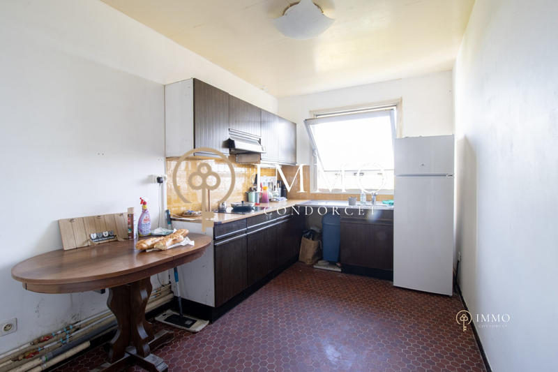 Appartement - 100 m² - 6 pièces