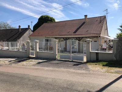 Maison - 97 m² - 5 pièces