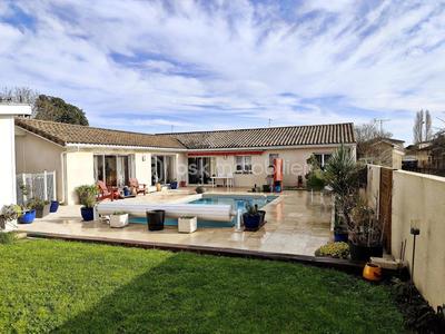 Maison - 150 m² - 6 pièces