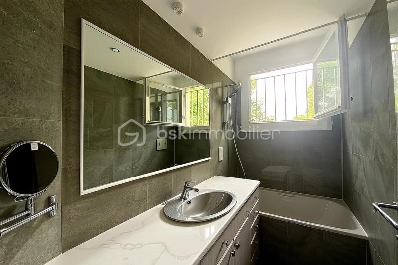 Appartement - 62 m² - 4 pièces