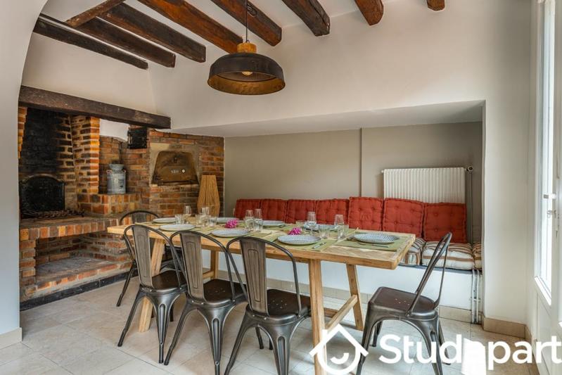 Chambre - 14 m² - 1 pièce