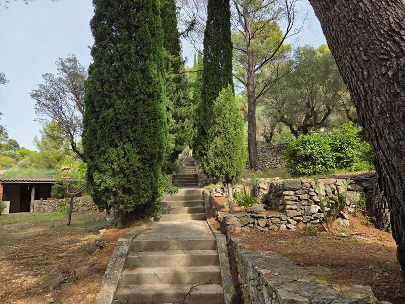 Villa - 322 m² - 12 pièces