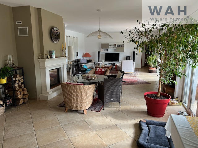 Maison - 197 m² - 5 pièces