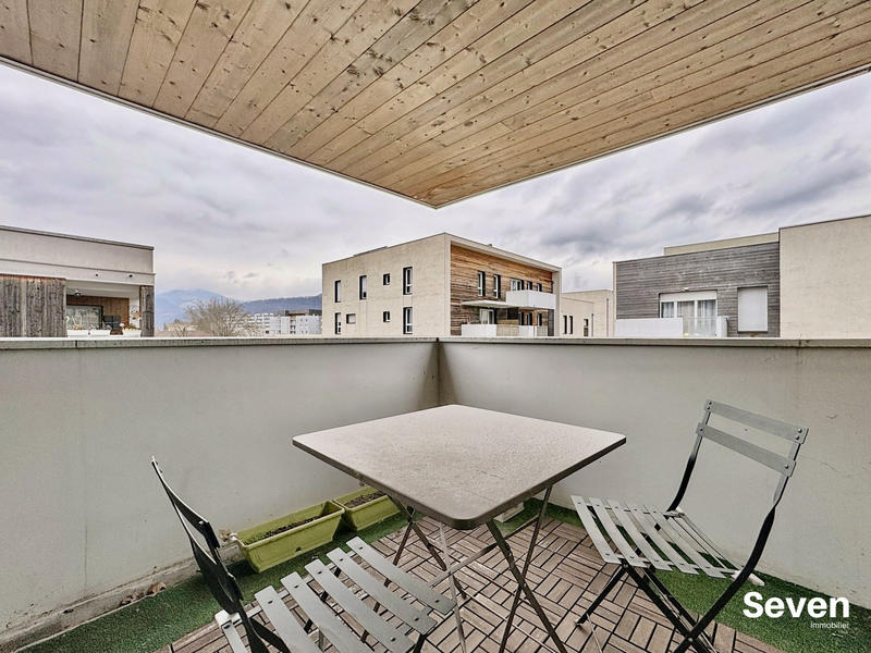 Appartement - 77 m² - 4 pièces