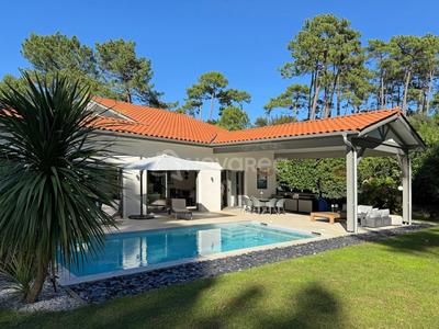 Maison - 190 m² - 6 pièces