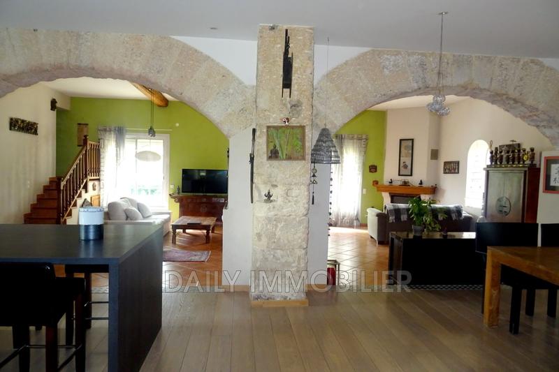 Demeure - 470 m² - 10 pièces