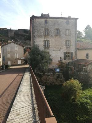 Maison - 220 m² - 11 pièces