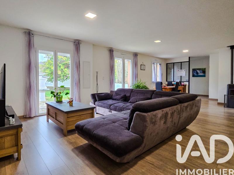 Maison - 104 m² - 3 pièces