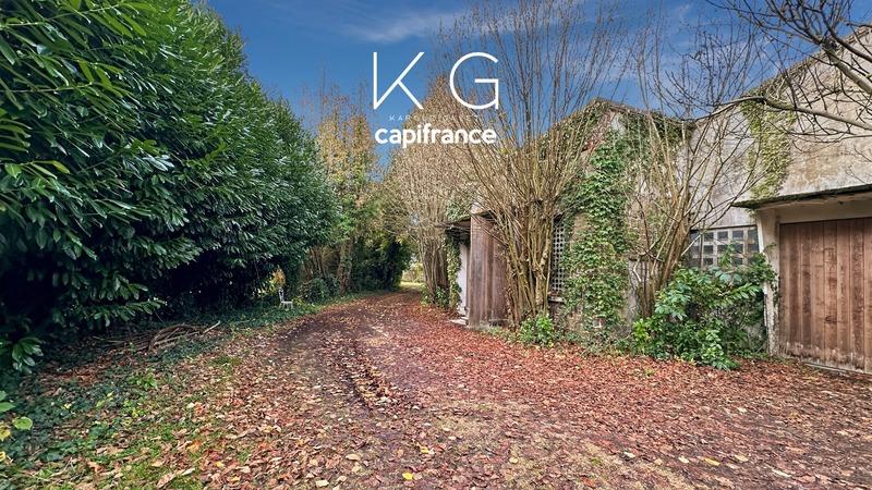 Propriété - 230 m² - 10 pièces