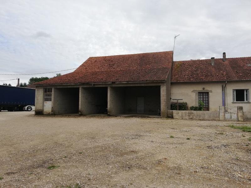 Maison - 229 m² - 9 pièces