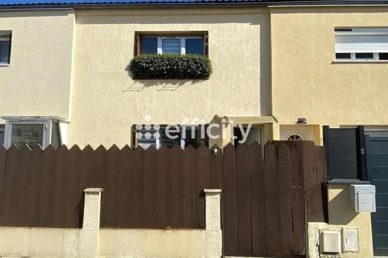 Maison - 65 m² - 3 pièces