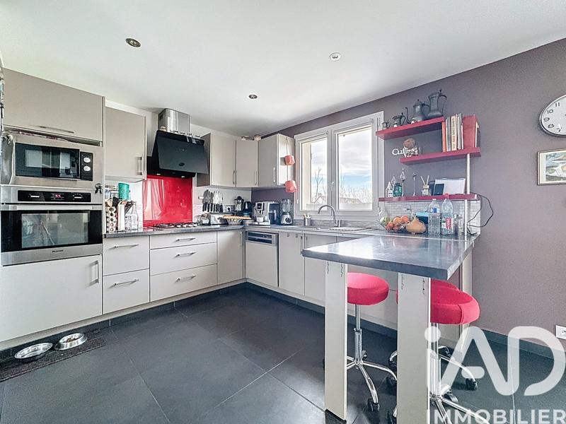 Maison - 153 m² - 6 pièces