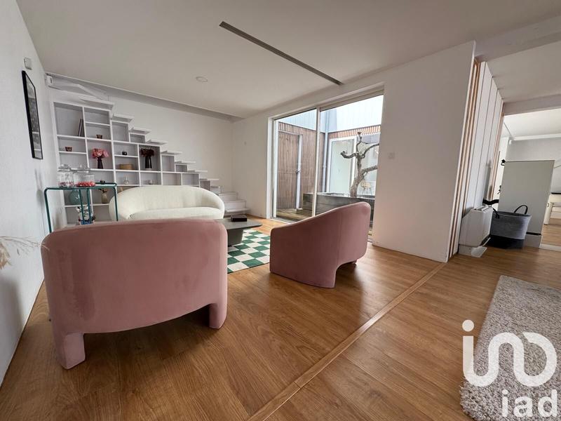 Maison - 208 m² - 5 pièces