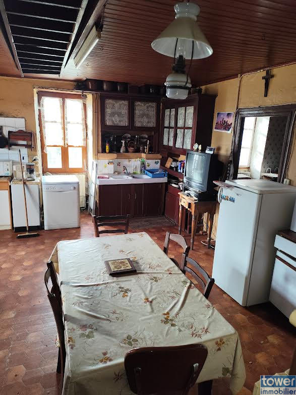 Maison - 90 m² - 3 pièces