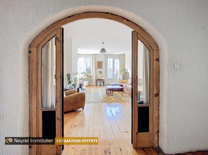 Appartement - 131 m² - 4 pièces