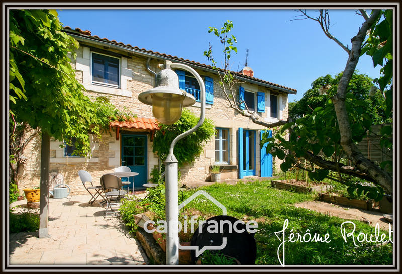 Maison en pierre - 181 m² - 6 pièces