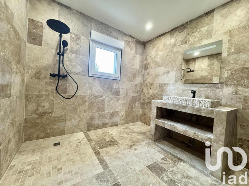 Maison - 110 m² - 4 pièces