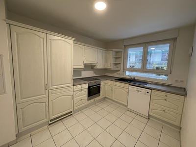 Appartement - 110 m² - 4 pièces