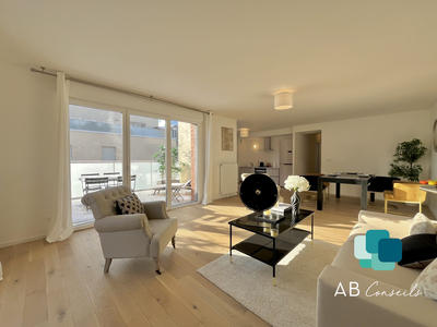 Appartement - 101 m² - 4 pièces