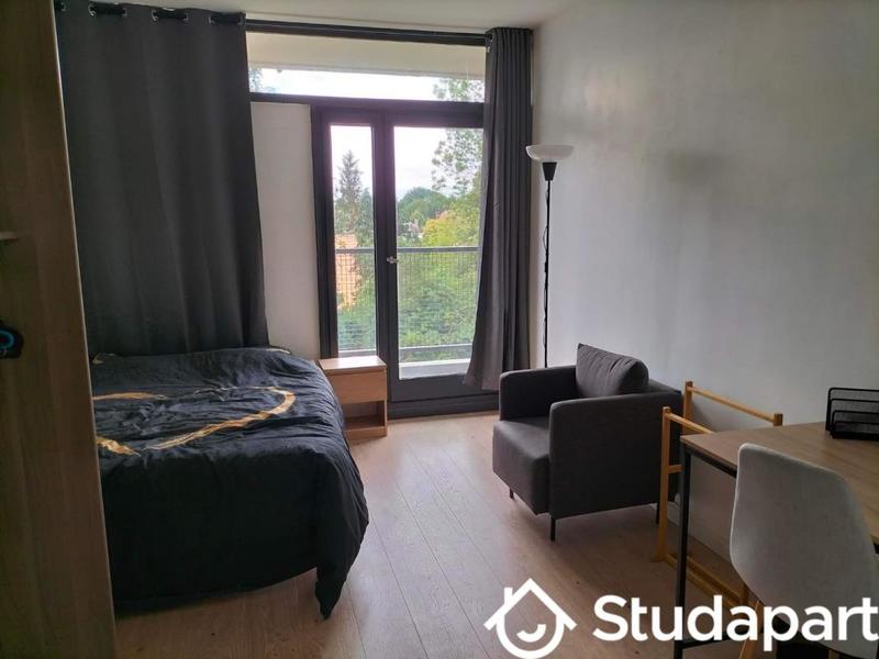 Chambre - 14 m² - 1 pièce