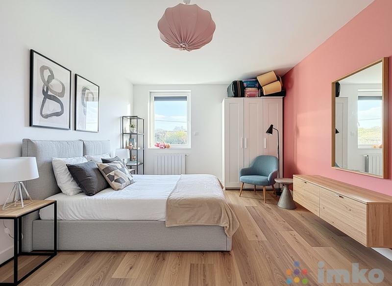 Maison - 110 m² - 4 pièces