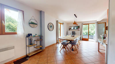 Maison - 105 m² - 4 pièces