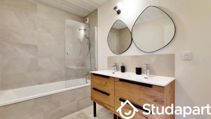 Chambre - 10 m² - 1 pièce