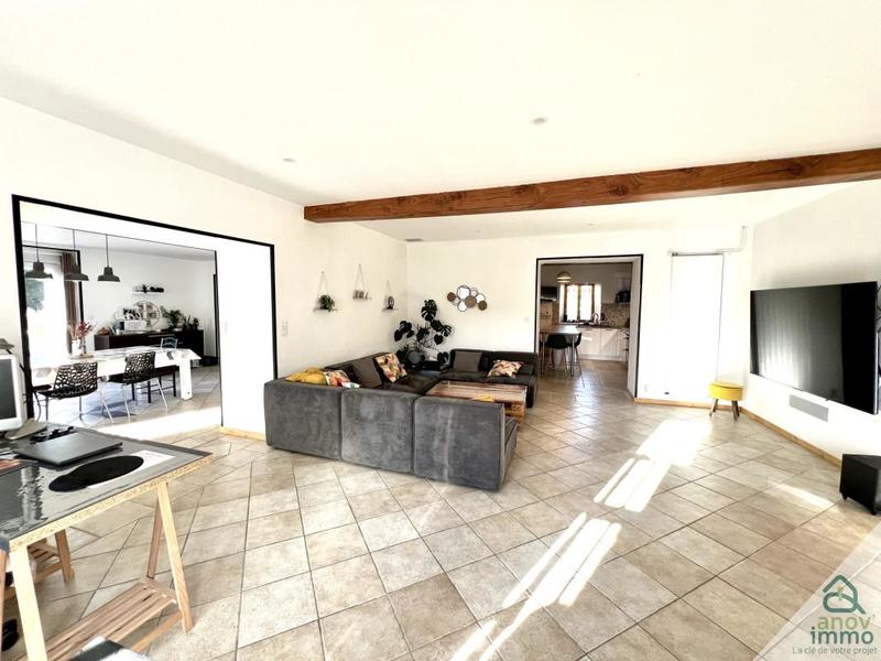 Maison - 190 m² - 5 pièces