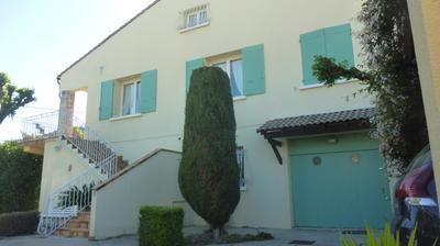 Maison - 195 m² - 9 pièces