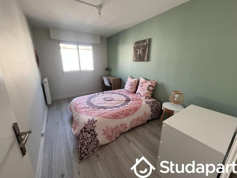 Chambre - 10 m² - 1 pièce