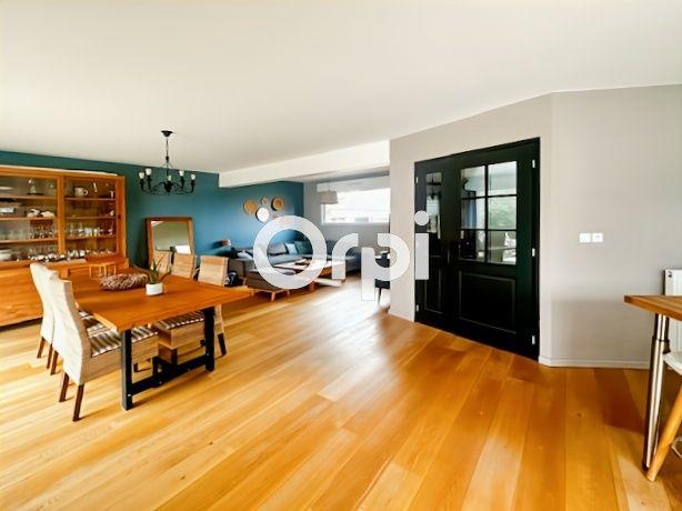 Maison - 134 m² - 5 pièces